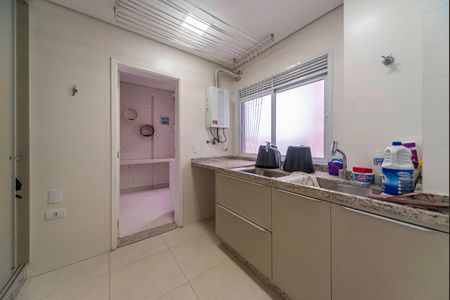 Apartamento à venda com 161m², 3 quartos e 3 vagas Apartamento à venda com 161m², 3 quartos e 3 vagasÁrea de Serviço