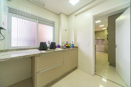 Apartamento à venda com 161m², 3 quartos e 3 vagas Apartamento à venda com 161m², 3 quartos e 3 vagasÁrea de Serviço