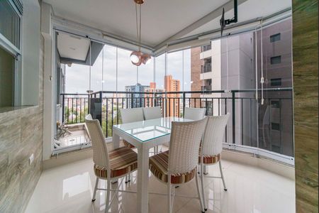 Apartamento à venda com 161m², 3 quartos e 3 vagas Apartamento à venda com 161m², 3 quartos e 3 vagasÁrea Gourmet