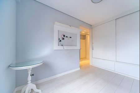 Apartamento à venda com 161m², 3 quartos e 3 vagas Apartamento à venda com 161m², 3 quartos e 3 vagasSuíte 3