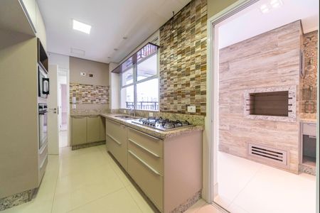 Apartamento à venda com 161m², 3 quartos e 3 vagas Apartamento à venda com 161m², 3 quartos e 3 vagasCozinha