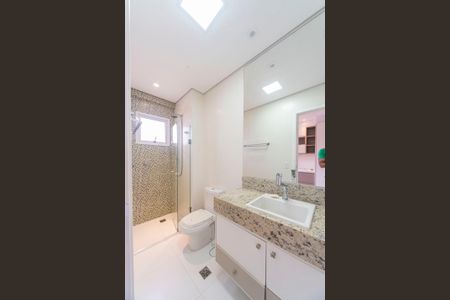 Apartamento à venda com 161m², 3 quartos e 3 vagas Apartamento à venda com 161m², 3 quartos e 3 vagasBanheiro da Suíte 1