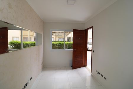 Sala de apartamento para alugar com 2 quartos, 48m² em Vila Antonieta, São Paulo