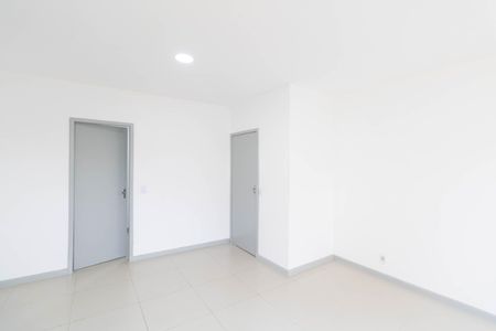 Casa para alugar com 320m², 2 quartos e 2 vagas Casa para alugar com 320m², 2 quartos e 2 vagasSuíte 2