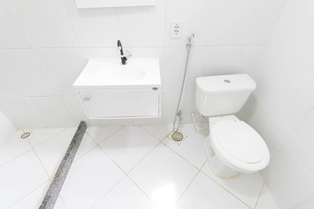 Casa para alugar com 320m², 2 quartos e 2 vagas Casa para alugar com 320m², 2 quartos e 2 vagasBanheiro da Suíte 1