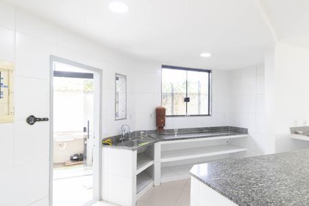 Casa para alugar com 320m², 2 quartos e 2 vagas Casa para alugar com 320m², 2 quartos e 2 vagasSala/Cozinha