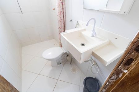 Casa para alugar com 320m², 2 quartos e 2 vagas Casa para alugar com 320m², 2 quartos e 2 vagasEdicula