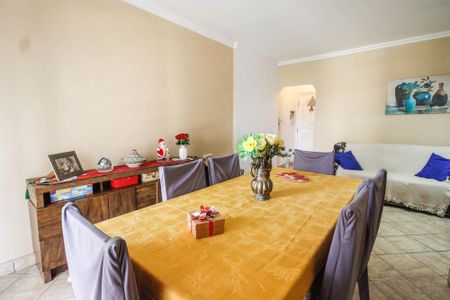 Apartamento à venda com 82m², 3 quartos e 2 vagas Apartamento à venda com 82m², 3 quartos e 2 vagasSala
