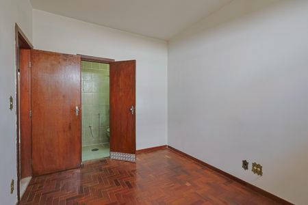 Apartamento à venda com 85m², 3 quartos e 2 vagasSuíte