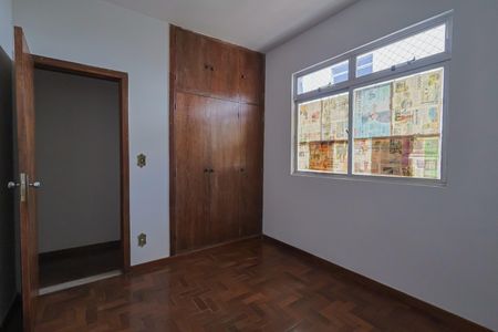 Apartamento à venda com 85m², 3 quartos e 2 vagasQuarto 2