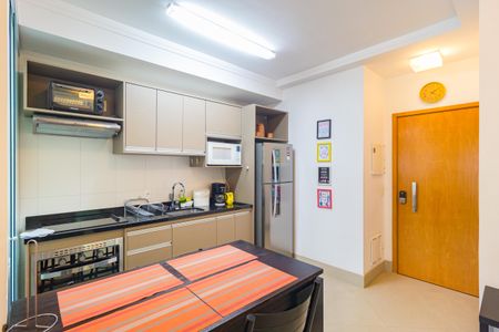 Apartamento à venda com 57m², 1 quarto e 2 vagas Apartamento à venda com 57m², 1 quarto e 2 vagasCozinha
