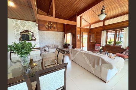 Sala de casa de condomínio para alugar com 3 quartos, 400m² em Jardim Caxambu, Jundiaí