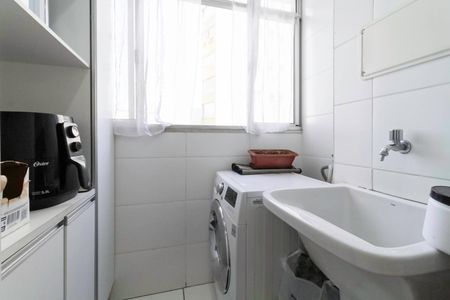 Apartamento à venda com 55m², 2 quartos e 2 vagasCozinha e Área de Serviço