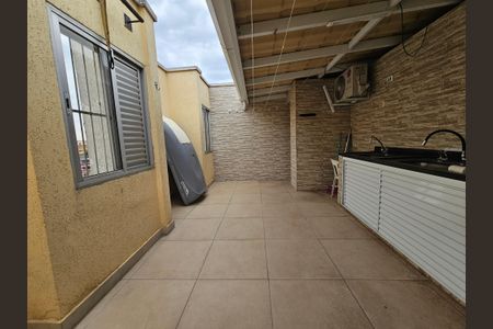 Apartamento à venda com 112m², 3 quartos e 1 vagaÁrea de Serviço