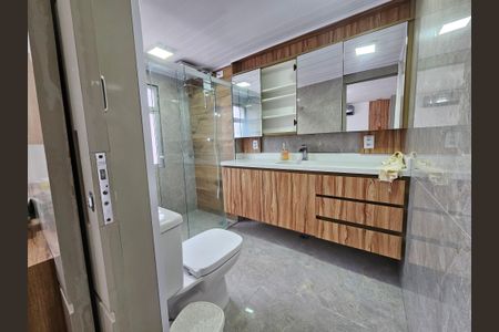 Apartamento à venda com 112m², 3 quartos e 1 vagaBanheiro da Suíte