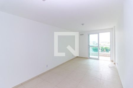 Sala de apartamento para alugar com 3 quartos, 120m² em Vila Valqueire, Rio de Janeiro