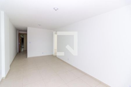 Sala de apartamento para alugar com 3 quartos, 120m² em Vila Valqueire, Rio de Janeiro