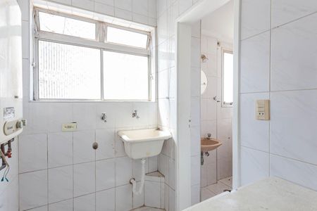 Apartamento para alugar com 65m², 2 quartos e 1 vagaÁrea de Serviço