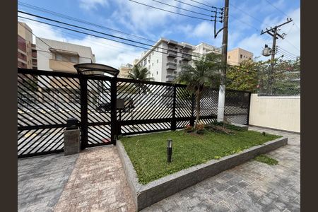 Apartamento para alugar com 76m², 3 quartos e 1 vaga Apartamento para alugar com 76m², 3 quartos e 1 vagaFachada