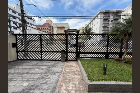Apartamento para alugar com 76m², 3 quartos e 1 vaga Apartamento para alugar com 76m², 3 quartos e 1 vagaFachada