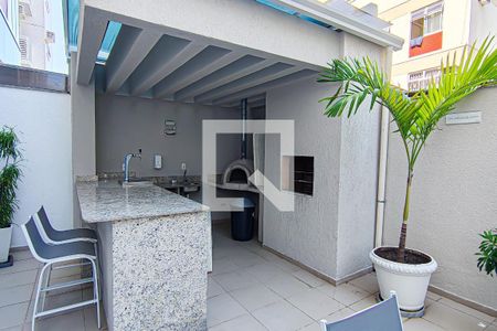 Apartamento à venda com 206m², 4 quartos e 2 vagas Apartamento à venda com 206m², 4 quartos e 2 vagasÁrea comum - Churrasqueira