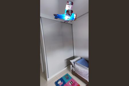 Apartamento à venda com 206m², 4 quartos e 2 vagas Apartamento à venda com 206m², 4 quartos e 2 vagasQuarto 2