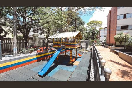 Apartamento à venda com 80m², 2 quartos e 1 vagaÁrea comum - Playground