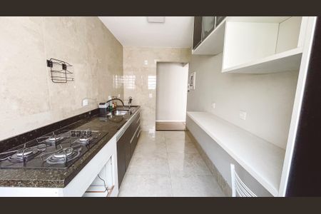 Apartamento à venda com 80m², 2 quartos e 1 vagaCozinha