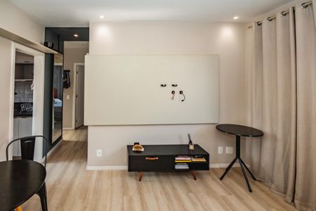 Sala de apartamento à venda com 3 quartos, 63m² em Serrano, Belo Horizonte