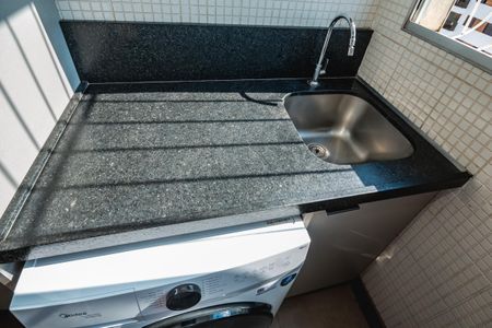 Apartamento à venda com 63m², 3 quartos e 1 vagaÁrea de Serviço