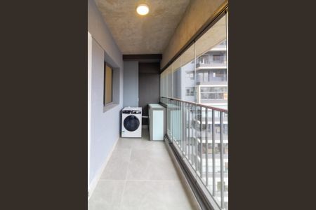Varanda de apartamento para alugar com 2 quartos, 47m² em Santo Amaro, São Paulo