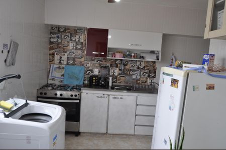 Apartamento para alugar com 77m², 2 quartos e 1 vagaCozinha e Área de Serviço