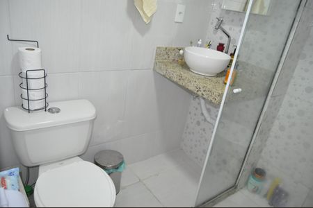 Apartamento para alugar com 77m², 2 quartos e 1 vagaBanheiro Social