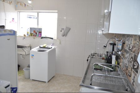 Apartamento para alugar com 77m², 2 quartos e 1 vagaCozinha e Área de Serviço