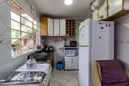 Casa à venda com 166m², 3 quartos e 2 vagas Casa à venda com 166m², 3 quartos e 2 vagasCozinha