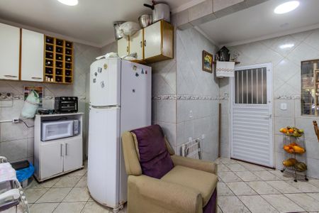 Casa à venda com 166m², 3 quartos e 2 vagas Casa à venda com 166m², 3 quartos e 2 vagasCozinha