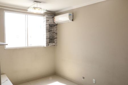 Sala de apartamento para alugar com 2 quartos, 48m² em Jardim Jasmim, Nova Iguaçu