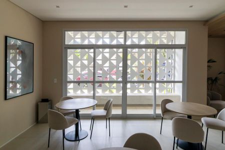 Apartamento à venda com 63m², 2 quartos e 1 vagaÁrea comum