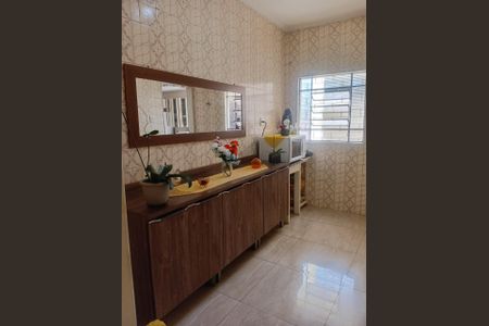 Casa à venda com 197m², 4 quartos e 3 vagas Casa à venda com 197m², 4 quartos e 3 vagasFoto 01