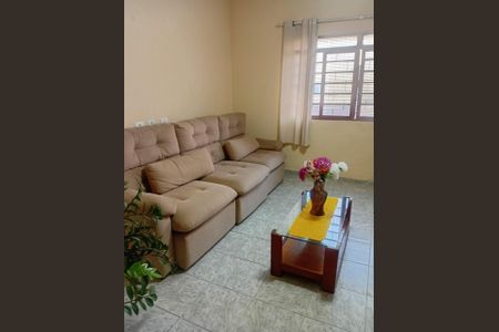 Casa à venda com 197m², 4 quartos e 3 vagasFoto 01