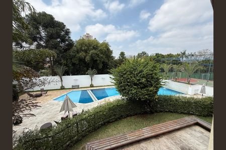 Casa à venda com 205m², 3 quartos e 2 vagas