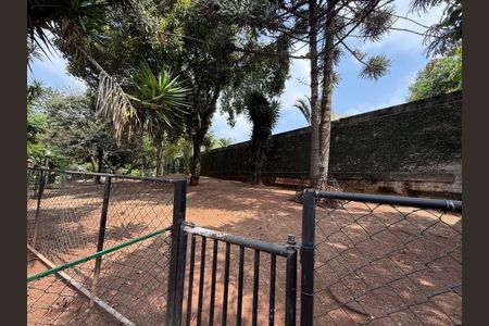 Casa à venda com 205m², 3 quartos e 2 vagas