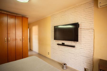 Casa à venda com 250m², 3 quartos e 2 vagas Casa à venda com 250m², 3 quartos e 2 vagasSuíte 1