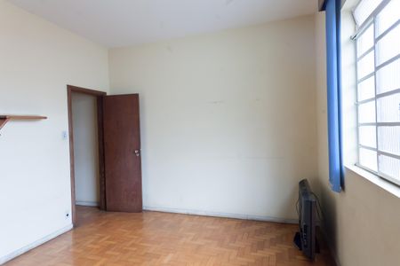 Casa à venda com 280m², 4 quartos e 2 vagas Casa à venda com 280m², 4 quartos e 2 vagasQuarto 4