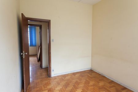 Casa à venda com 280m², 4 quartos e 2 vagas Casa à venda com 280m², 4 quartos e 2 vagasQuarto 2