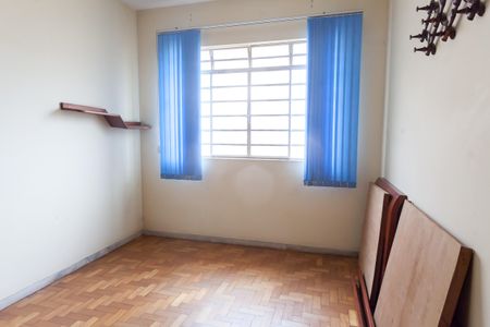 Casa à venda com 280m², 4 quartos e 2 vagas Casa à venda com 280m², 4 quartos e 2 vagasQuarto 1