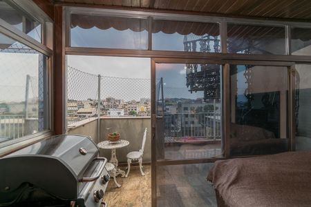 Apartamento à venda com 400m², 5 quartos e 3 vagas Apartamento à venda com 400m², 5 quartos e 3 vagasÁrea Gourmet