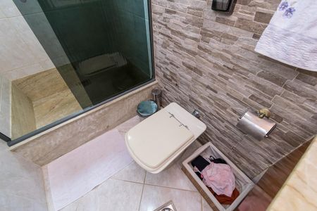 Apartamento à venda com 400m², 5 quartos e 3 vagas Apartamento à venda com 400m², 5 quartos e 3 vagasBanheiro da Suíte 1