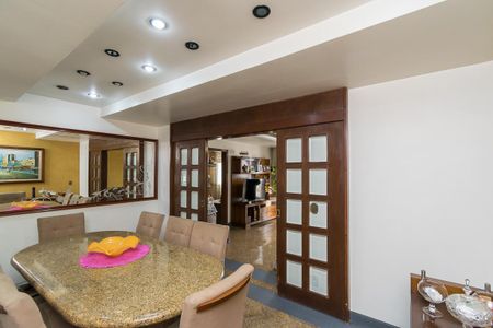 Apartamento à venda com 400m², 5 quartos e 3 vagas Apartamento à venda com 400m², 5 quartos e 3 vagasSala de Jantar
