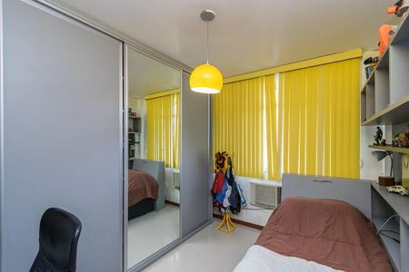 Apartamento à venda com 400m², 5 quartos e 3 vagas Apartamento à venda com 400m², 5 quartos e 3 vagasQuarto 2